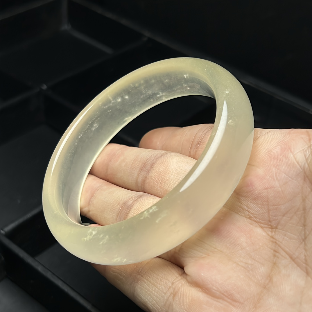Women's Vintage-Inspired Light Yellow Quartz Bracelet, Elegant Gift